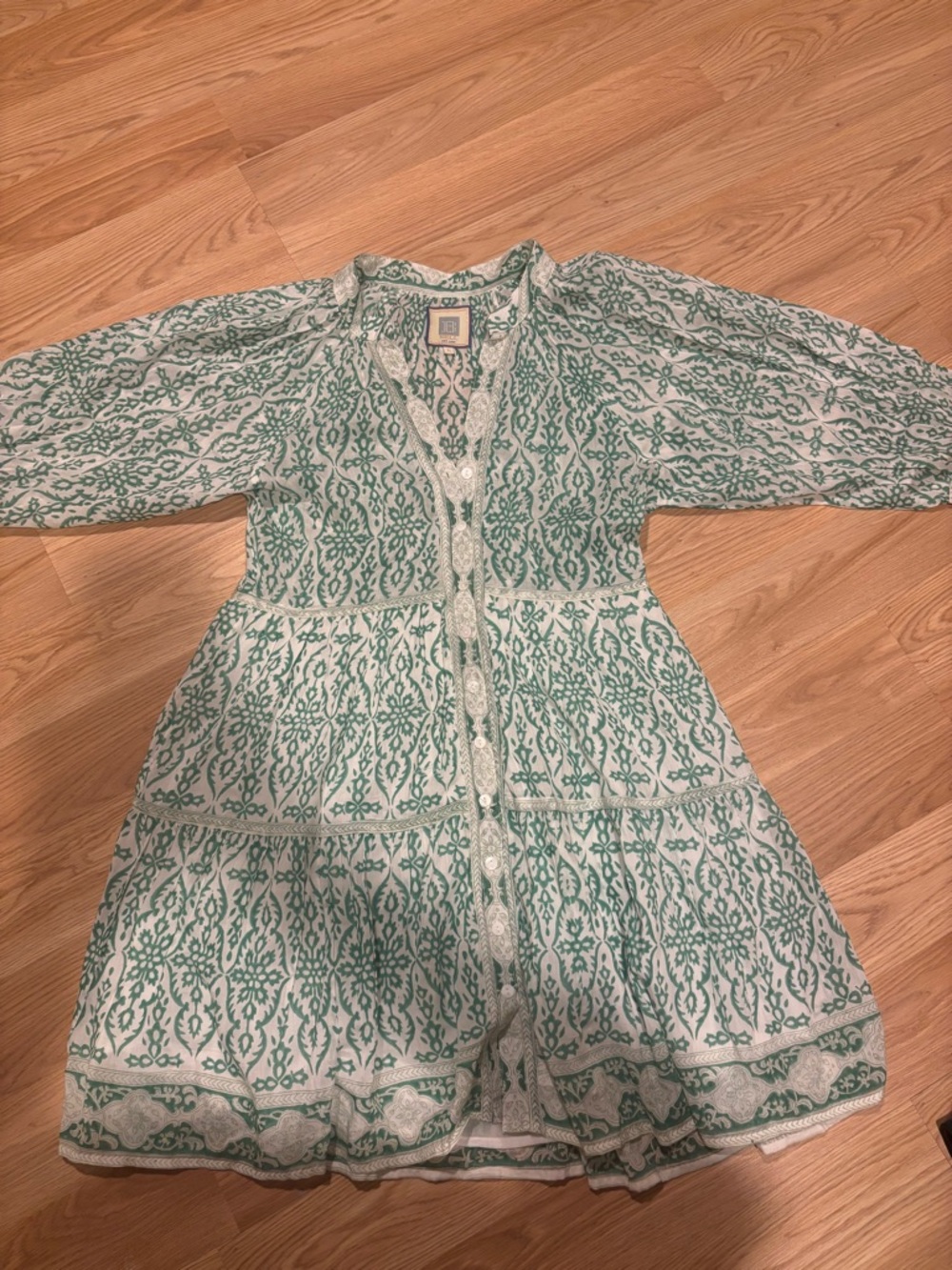 Bell by Alicia Bell Green & White Printed Button-Front Dress